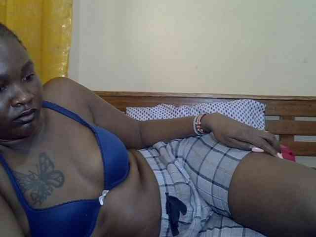 Prettyliz30 webcam