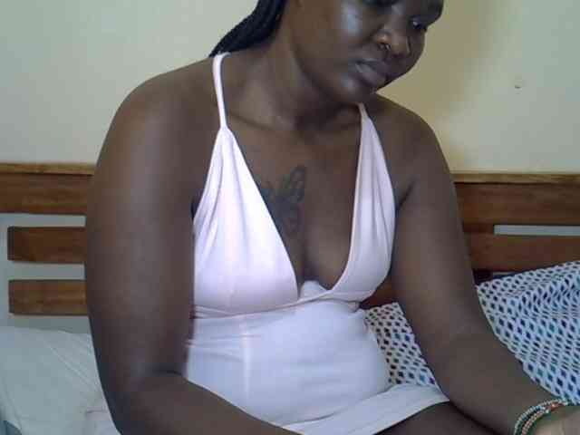 Prettyliz30 webcam