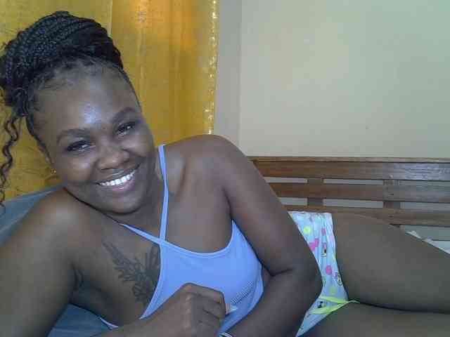Prettyliz30 webcam