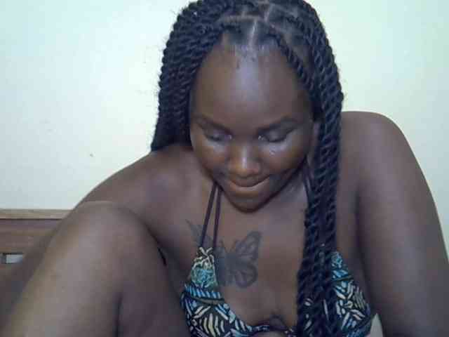 Prettyliz30 webcam