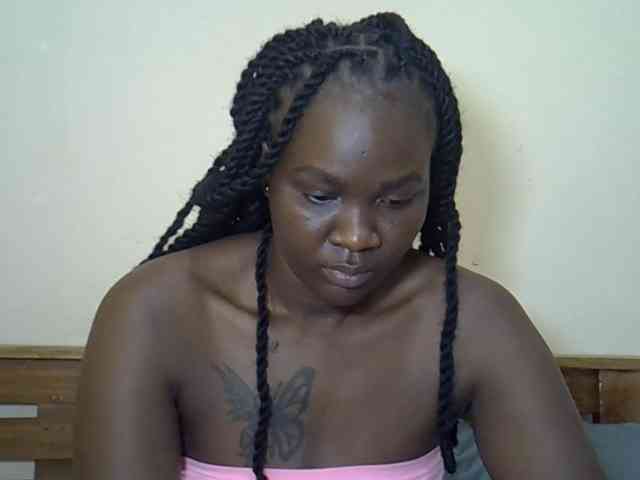 Prettyliz30 webcam