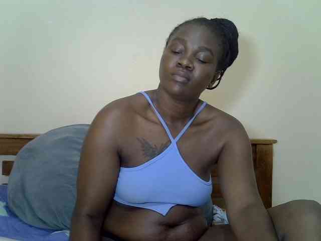 Prettyliz30 webcam