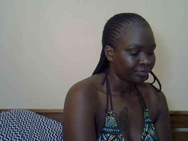 Prettyliz30 webcam