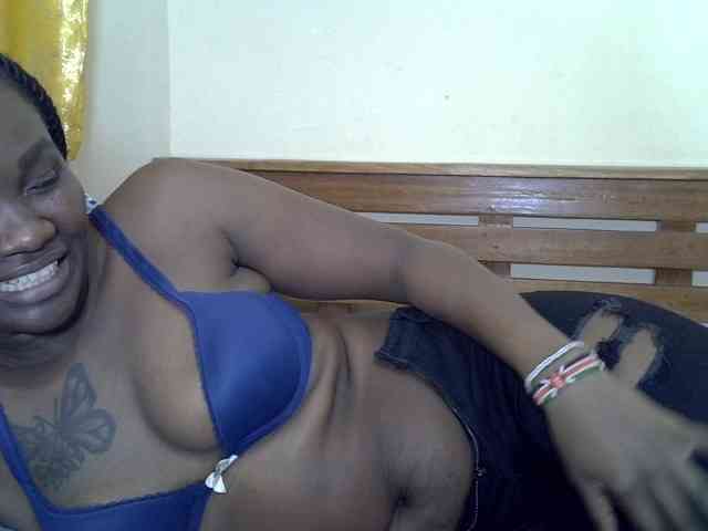 Prettyliz30 webcam