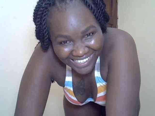 Prettyliz30 webcam