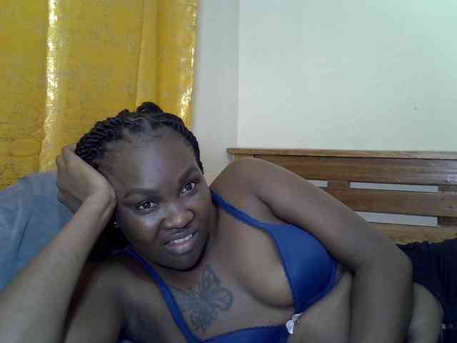 Prettyliz30 webcam