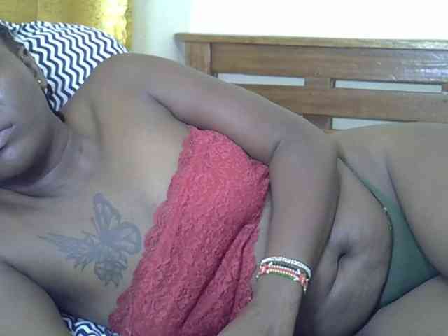 Prettyliz30 webcam