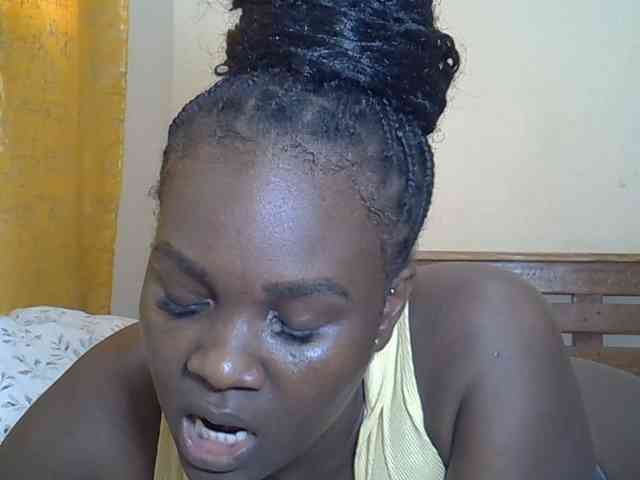 Prettyliz30 webcam