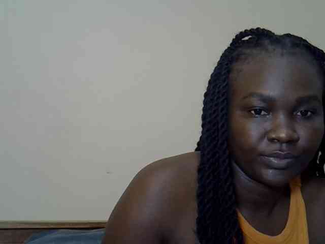 Prettyliz30 webcam