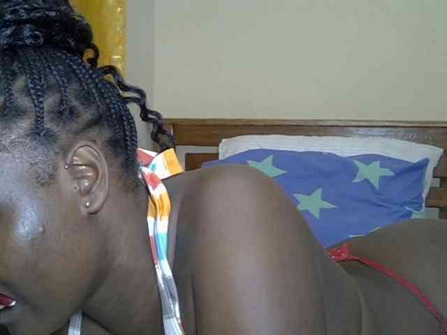 Prettyliz30 webcam