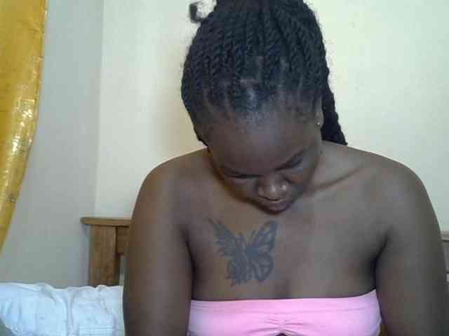 Prettyliz30 webcam