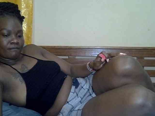 Prettyliz30 webcam