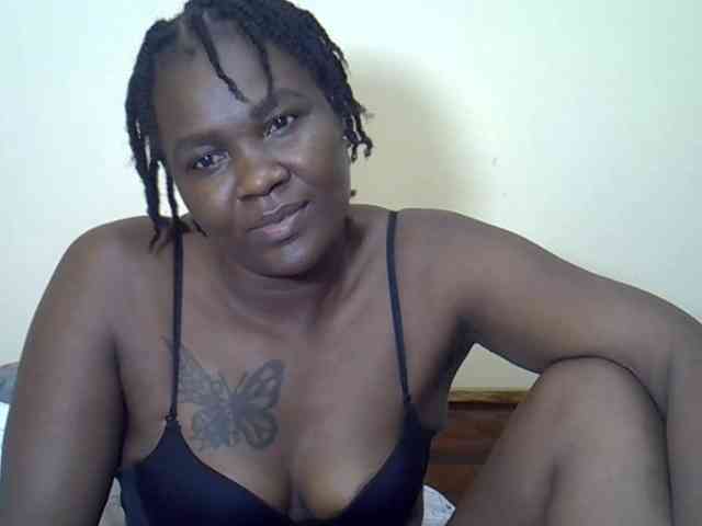 Prettyliz30 webcam