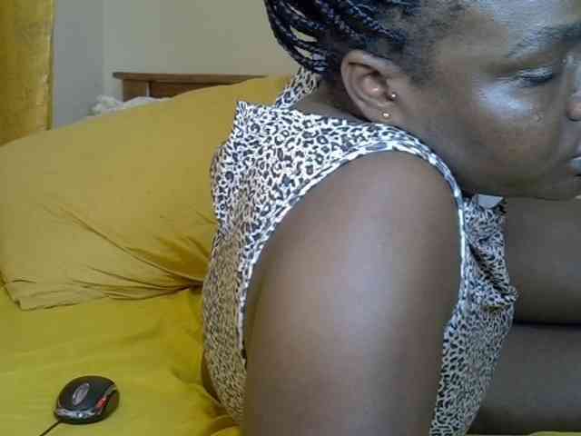 Prettyliz30 webcam