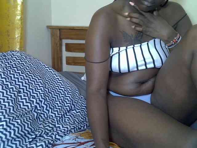 Prettyliz30 webcam