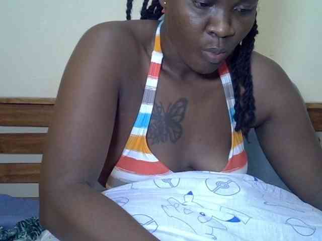 Prettyliz30 webcam