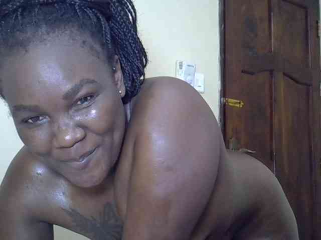 Prettyliz30 webcam