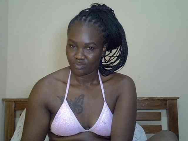 Prettyliz30 webcam
