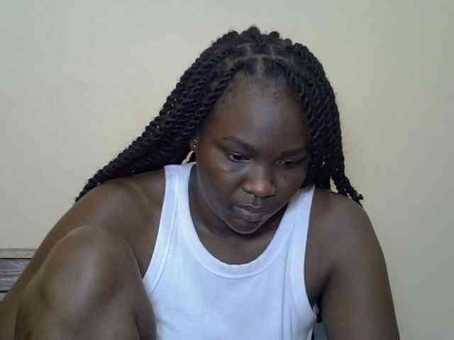 Prettyliz30 webcam