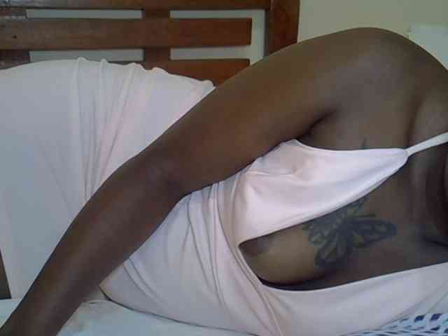 Prettyliz30 webcam