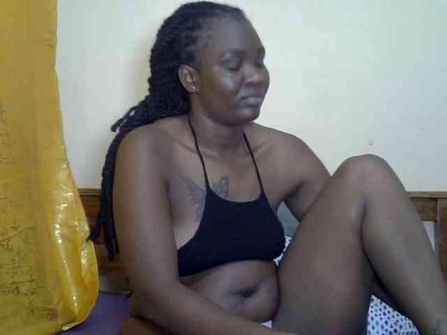 Prettyliz30 webcam