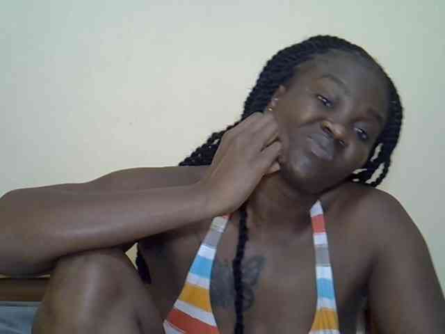 Prettyliz30 webcam