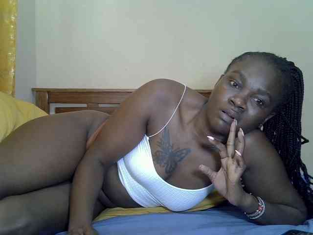 Prettyliz30 webcam