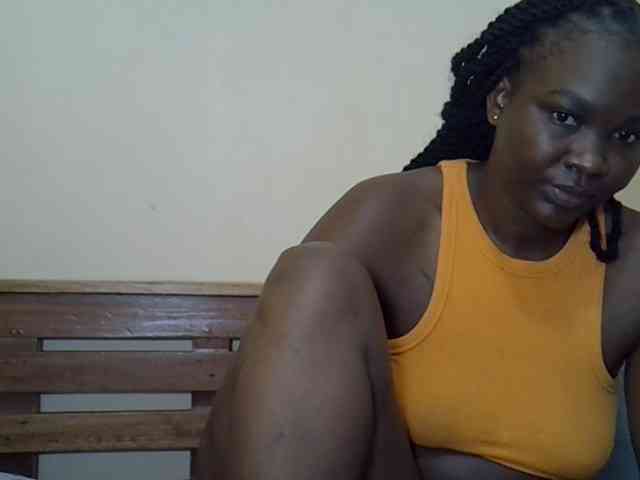 Prettyliz30 webcam