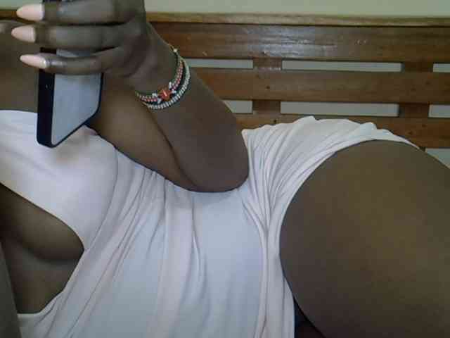 Prettyliz30 webcam