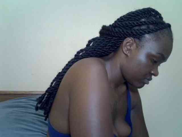 Prettyliz30 webcam