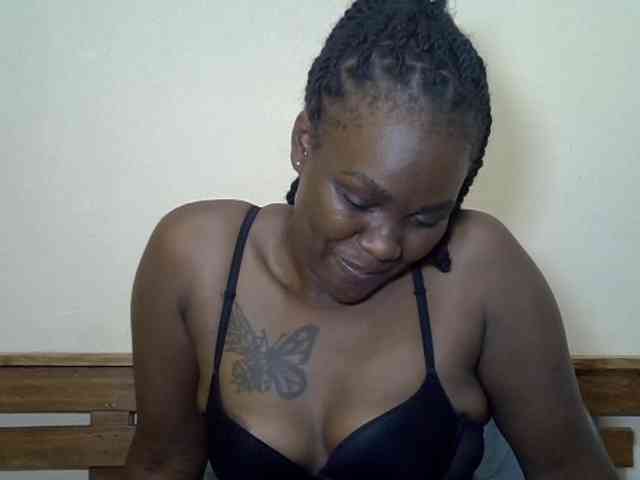 Prettyliz30 webcam