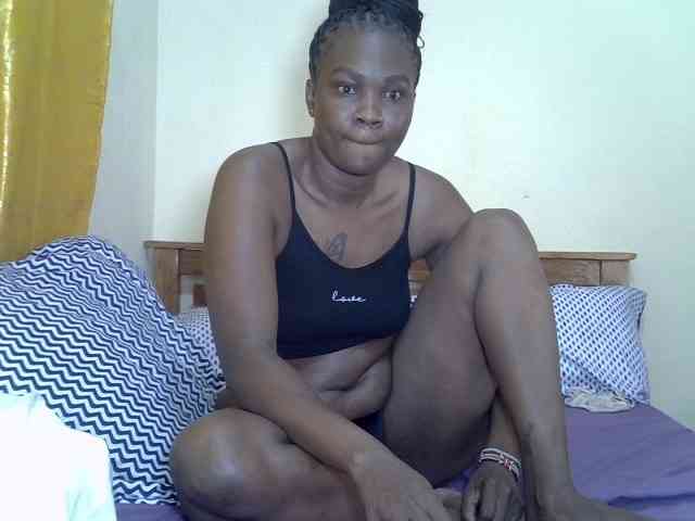 Prettyliz30 webcam