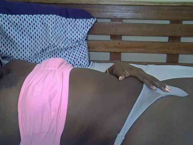 Prettyliz30 webcam