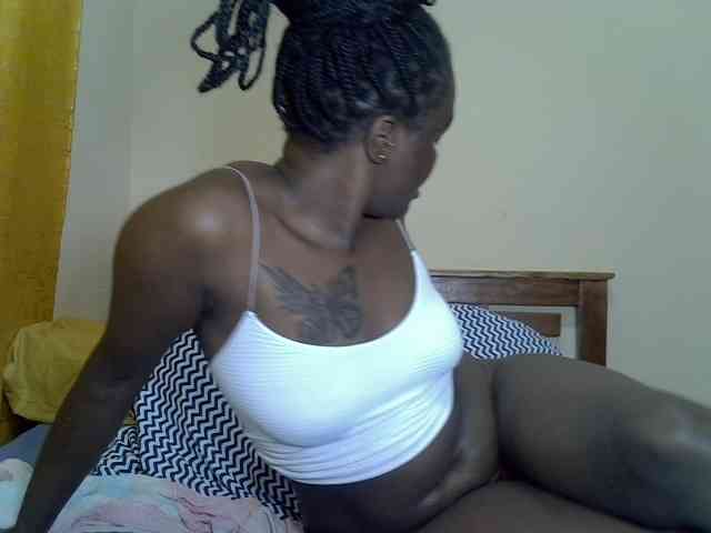 Prettyliz30 webcam