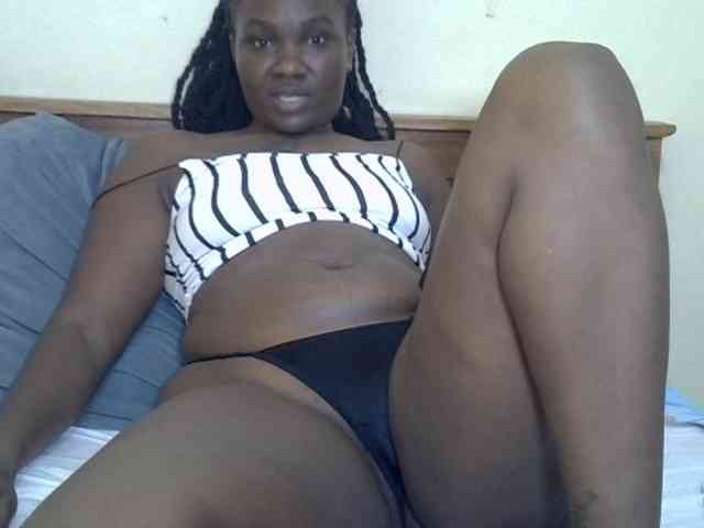 Prettyliz30 webcam