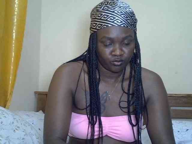 Prettyliz30 webcam