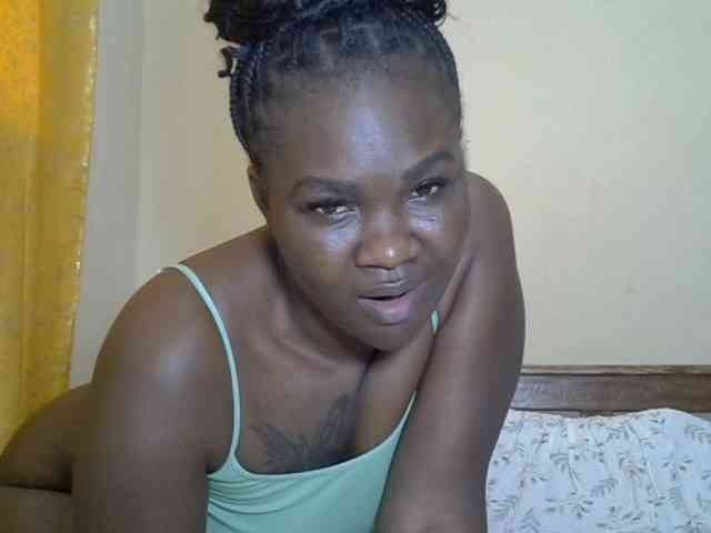 Prettyliz30 webcam