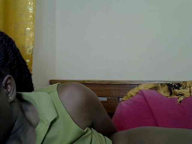 Prettyliz30 webcam