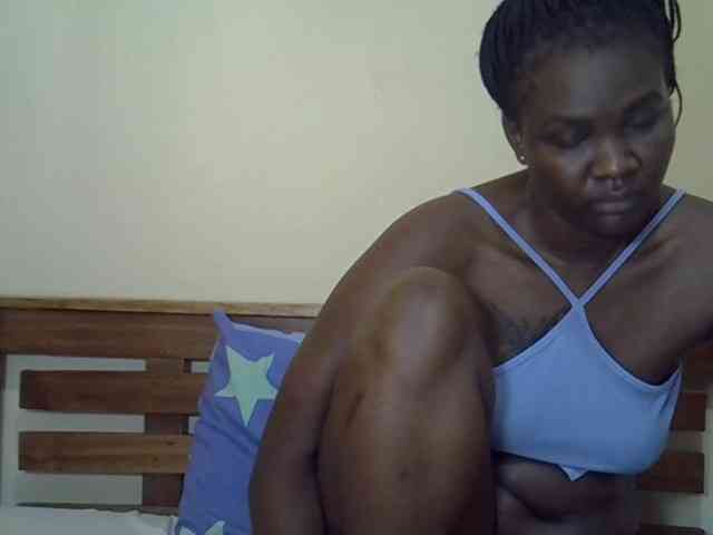 Prettyliz30 webcam