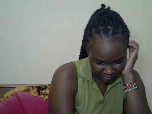 Prettyliz30 webcam