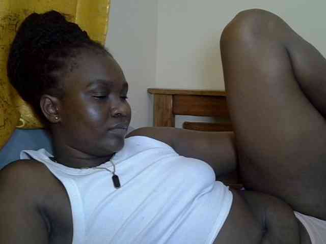 Prettyliz30 webcam