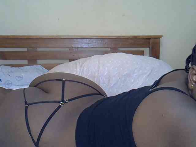 Prettyliz30 webcam