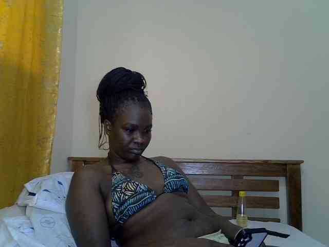 Prettyliz30 webcam