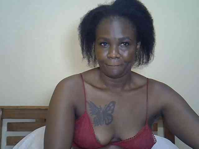 Prettyliz30 webcam