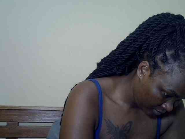 Prettyliz30 webcam
