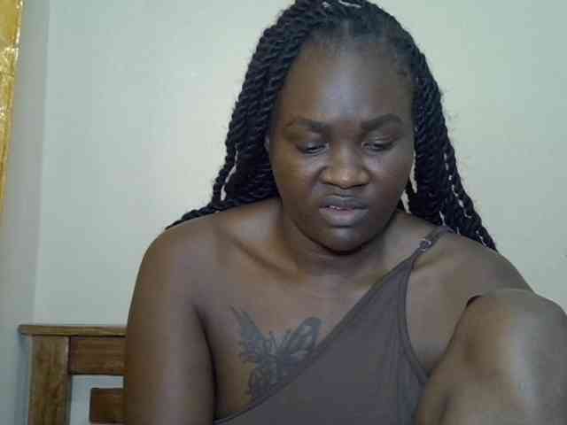 Prettyliz30 webcam
