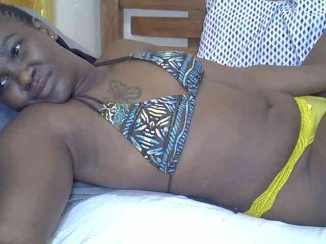 Prettyliz30 webcam
