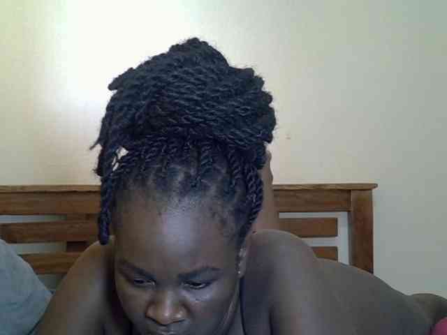 Prettyliz30 webcam