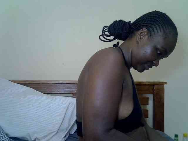Prettyliz30 webcam