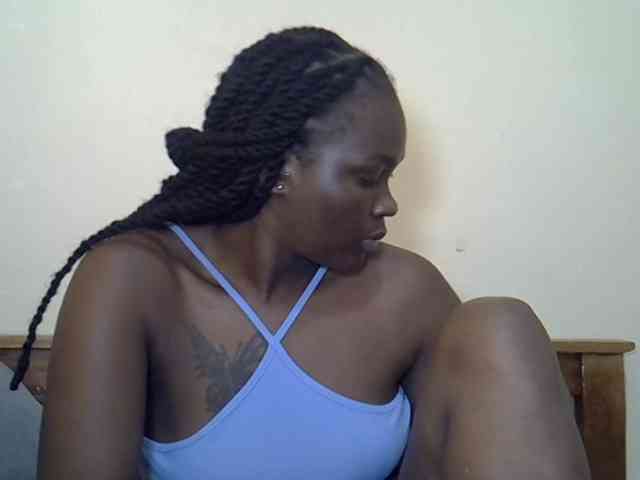 Prettyliz30 webcam